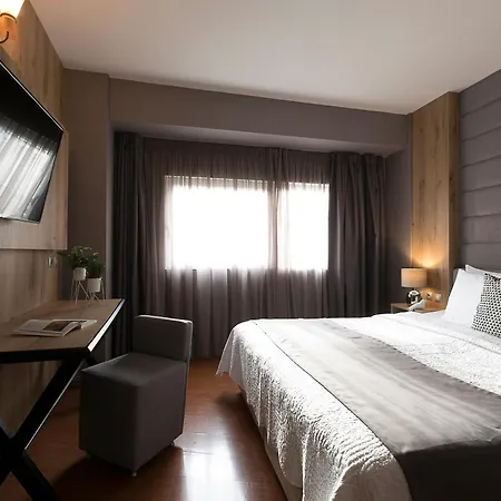 Plaza Hotel, Philian And Hotel 3*