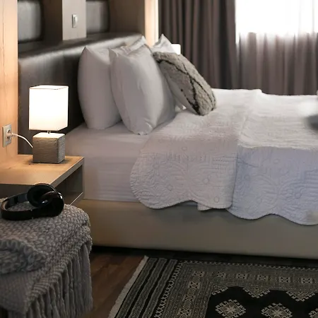 Otel Plaza Hotel, Philian And Selanik