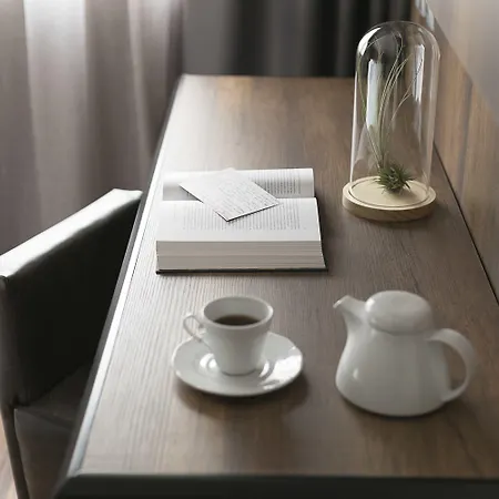 Plaza Hotel, Philian And فندق 3*