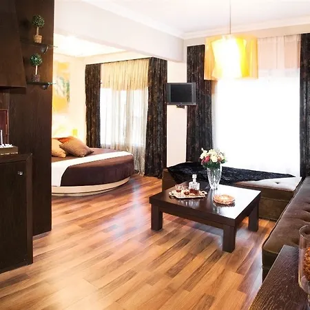 Plaza Hotel, Philian And Hotel