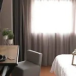Hotel Plaza Hotel, Philian And Salonicco
