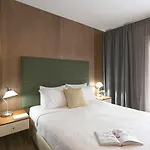 Plaza Hotel, Philian And Hotel Salonic