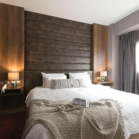 Plaza Hotel, Philian And