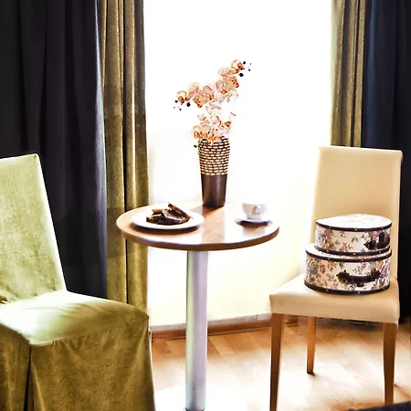 Plaza Hotel, Philian And Hotel Thessaloníki