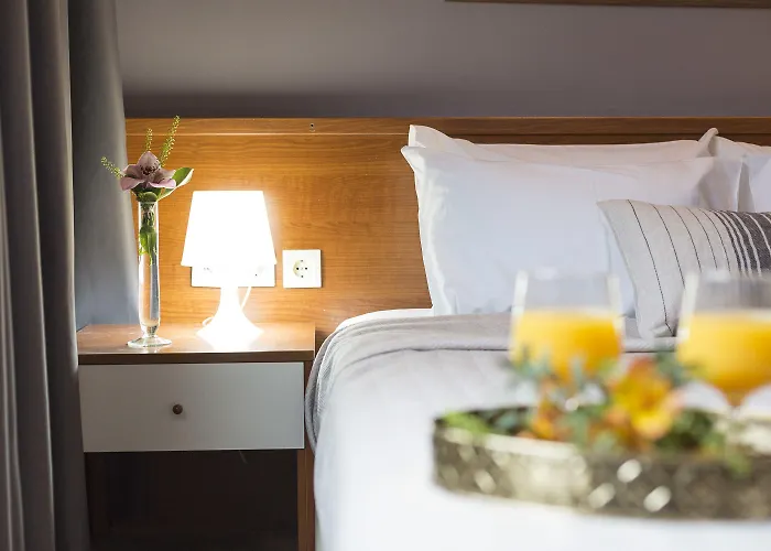 Plaza Hotel, Philian And Hotel