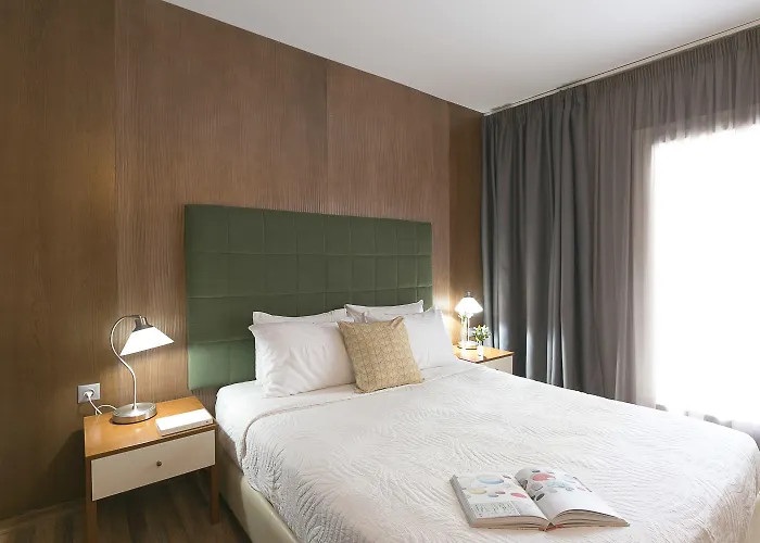 Plaza Hotel, Philian And Hotel Tessalónica