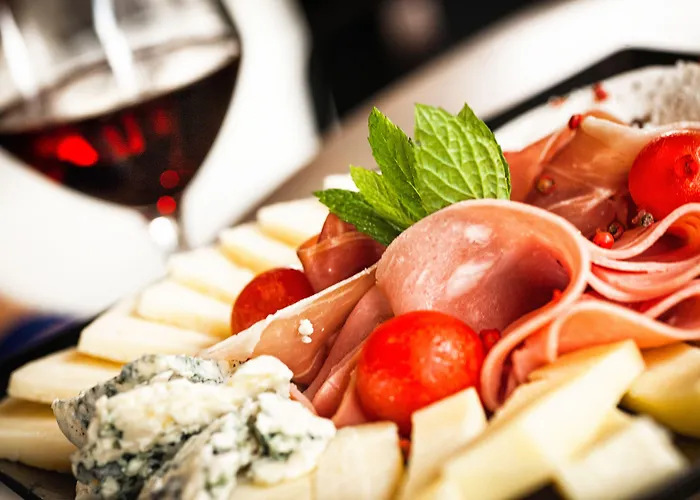 Plaza Hotel, Philian And Hotel